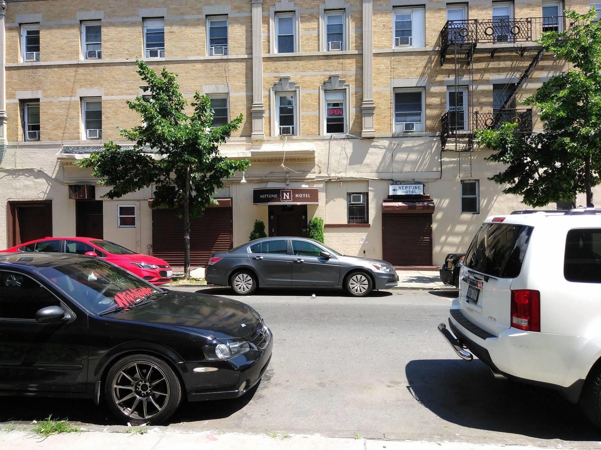 Neptune Hotel New York Bagian luar foto